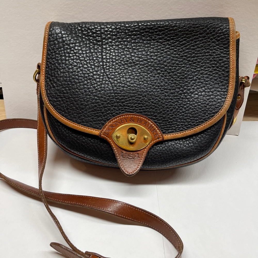 Dooney and Bourke vintage two tone crossbody leather bag